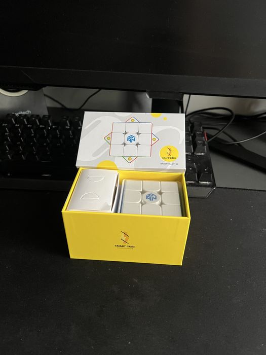 Gan i carry s smartcube
