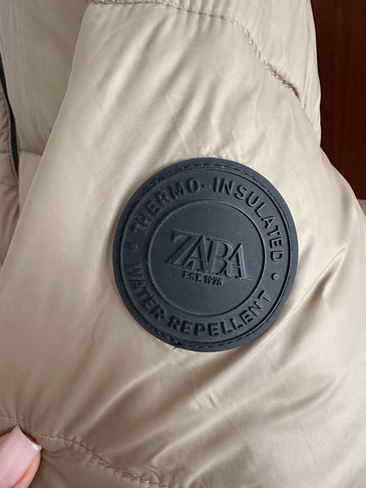 Куртка Zara з капюшоном