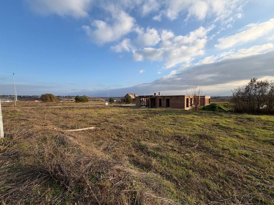 Продаж земельної ділянки "На Щасливому"