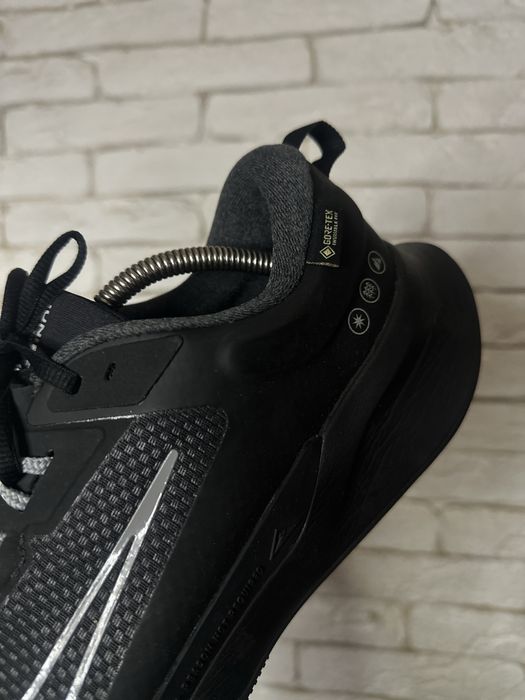 Кросівки чоловічі Nike Juniper Trail 2 Gore-Tex Black 29,5 см