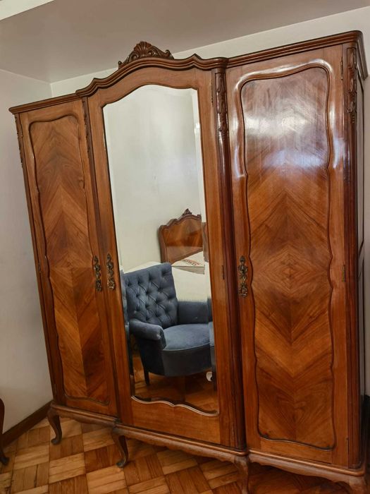 Mobilia de Quarto completa muito bonita e em bom estado