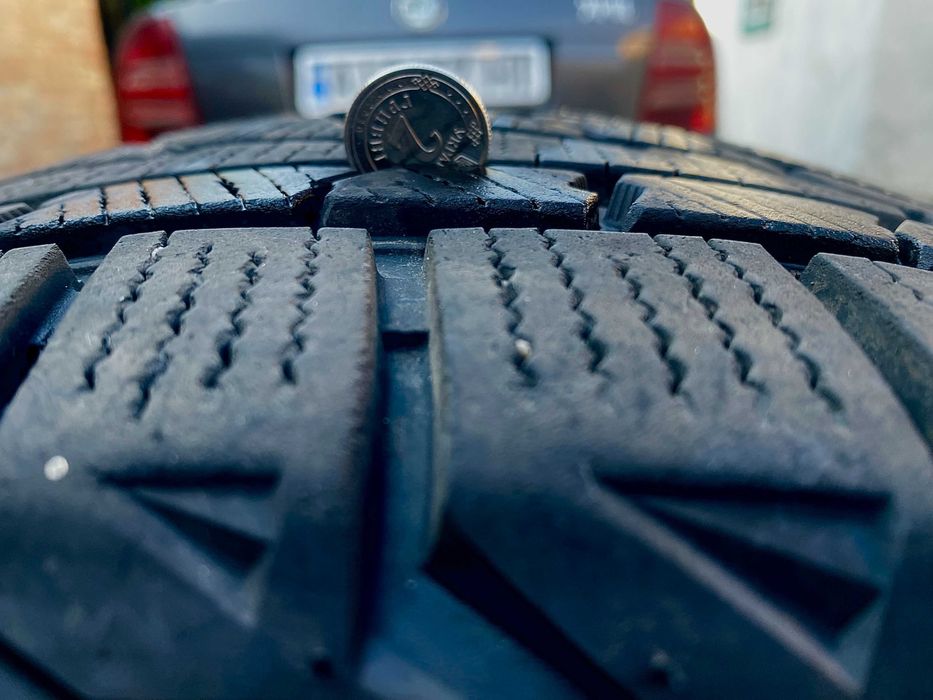 Ціна за ВСЕ (Диски Aez з резиною 205/60R16)