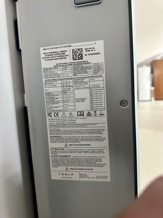 Tesla Powerwall 3 com inversor solar integrado + Tesla Gateway 2