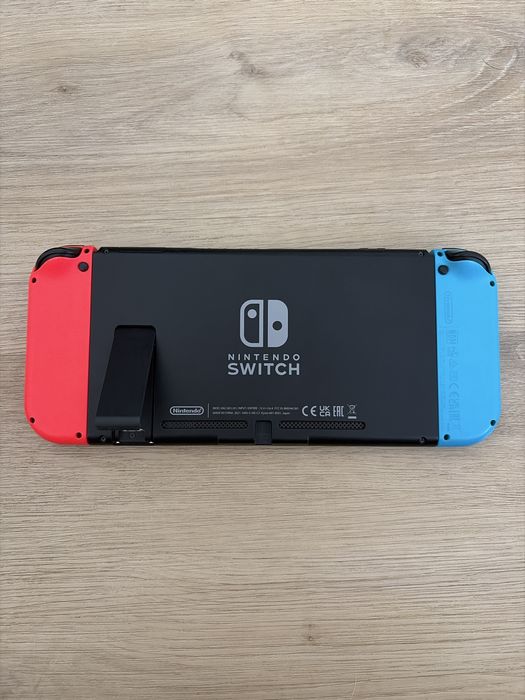 Nintendo switch v2 + Super Mario Bros Deluxe
