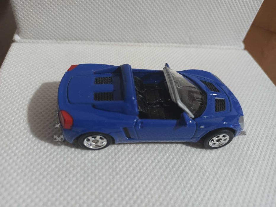 Miniaturas 1/64 Welly P2