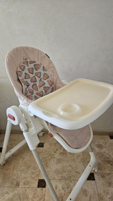Стільчик для годування, кріселко