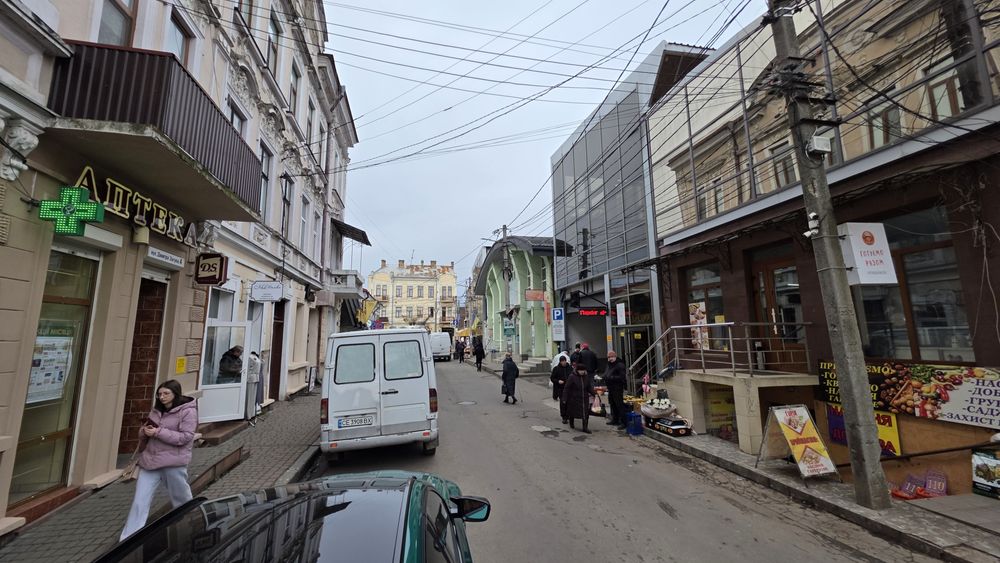 Оренда комерційного приміщення 78м2 біля  ринку у ЦЕНТРІ міста