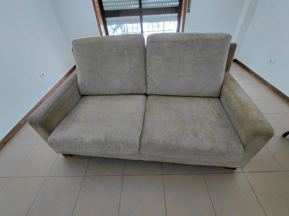 Sofá em bom estado