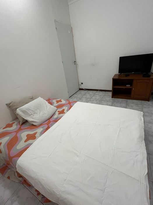 Quarto Casal/ Mãe com Filho(a)
