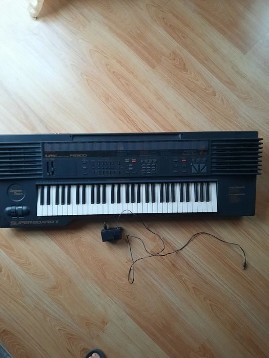 Keyboard Kawai FS 900