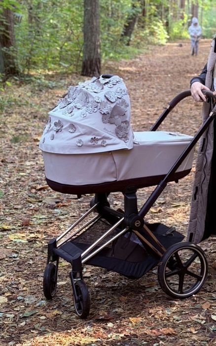 Simply flowers cybex priam 4.0 gondola