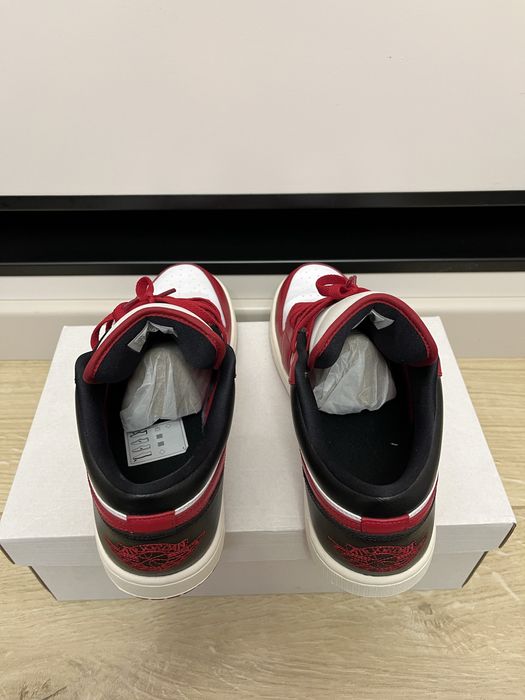 кросівки nike air jordan 1 low оригінал
