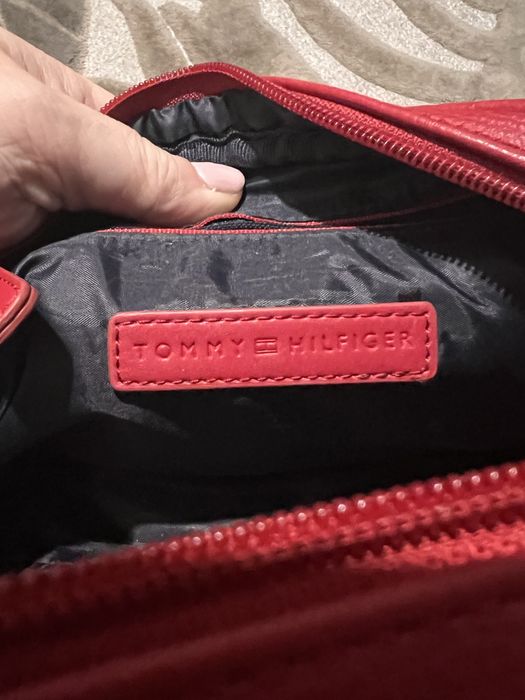 Mała torebka Tommy Hilfiger