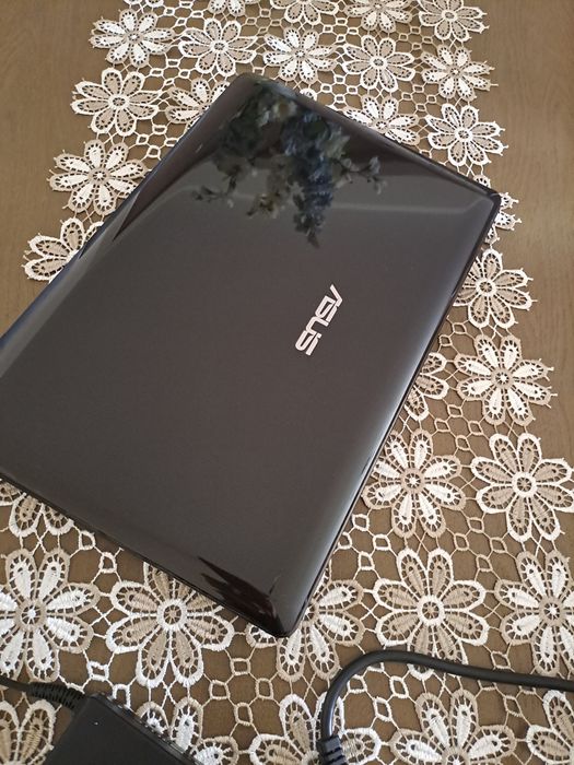 Laptop firma ASUS