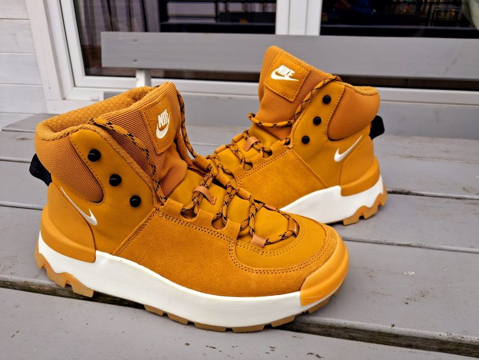 Sneakersy Nike Model: City Classic Boot DQ.5601.710 Nowe ! 
Rozmiar 40