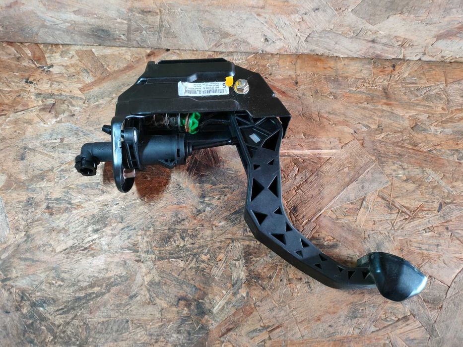 pedał pompka sprzęgła vw seat skoda 6q1,721,059