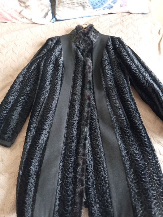 Жіноче зимове пальто