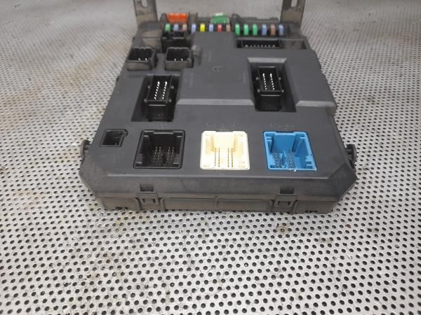 Caixa fusíveis / SAM / BSI CITROËN C3 Picasso (SH_)