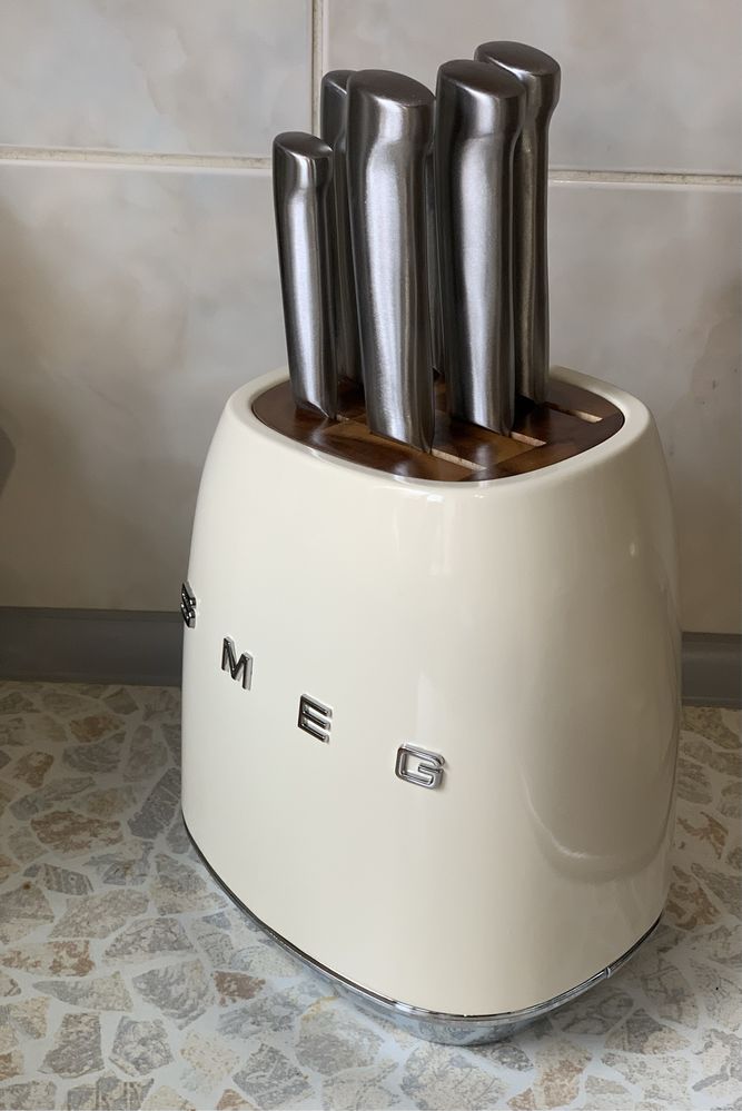 Набір кухоних ножів smeg smeg ножи ножик: 4 900 грн. - Посуда ...