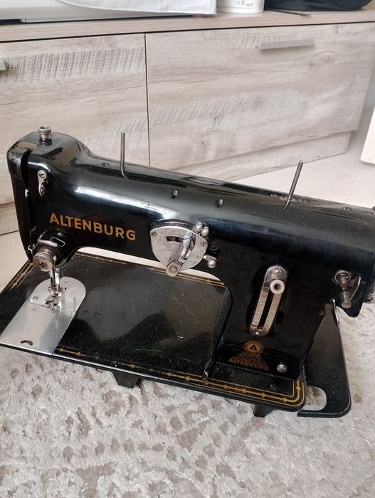 Швейна машина Altenburg. Німецька якість.