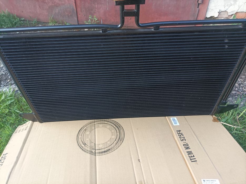 Радіатор кондиціонера сканія 4 і шлангв комплекті до радіатора