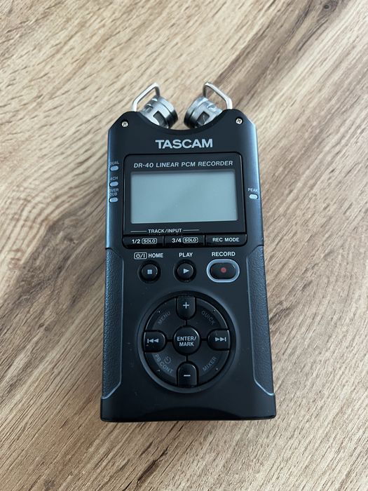 Rejestrator dzwięku Tascam DR-40