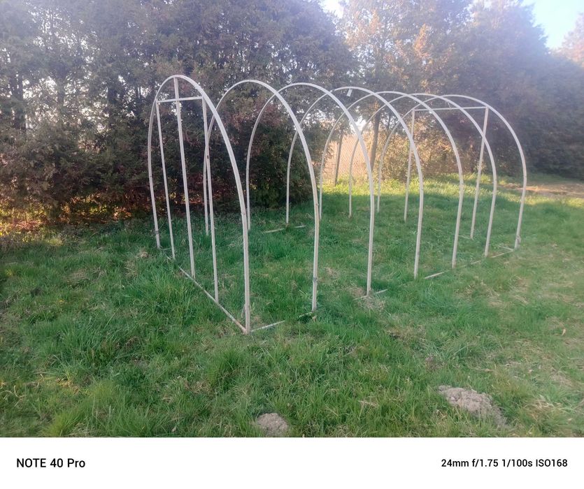 Tunel foliowy , woliera stelaż