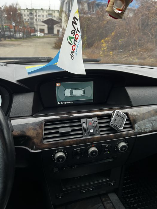 Продам BMW 5 series 2004