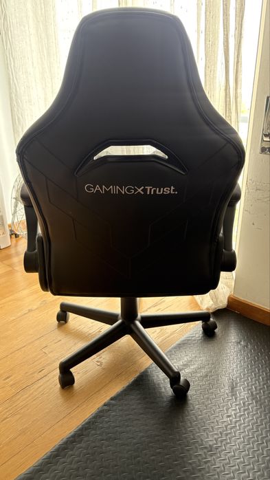 Cadeira gaming GXT 703 Riye