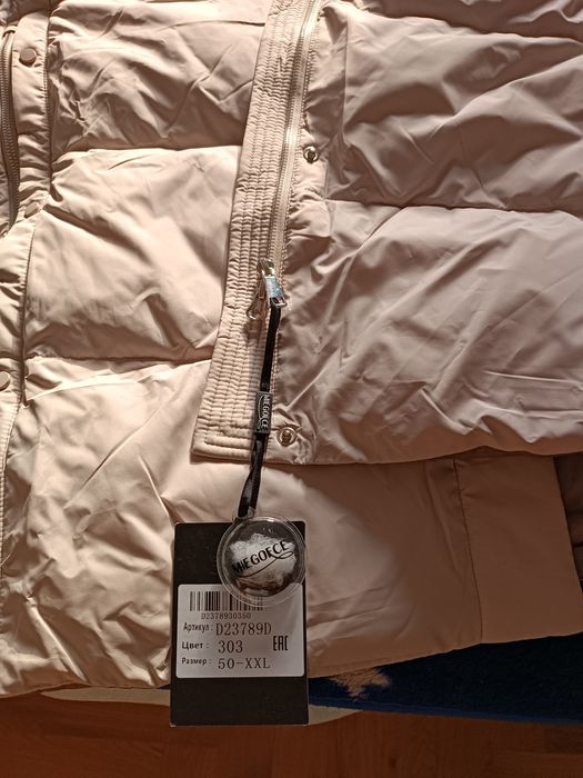 Продам пуховик женский новый