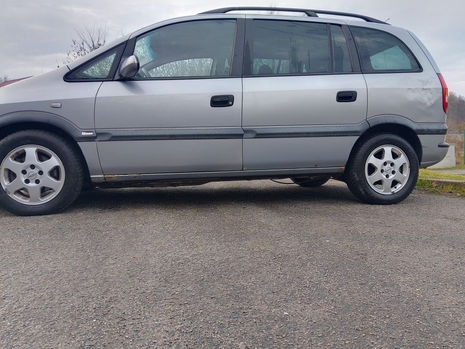 Opel zafira 1.8 бензин 2000 року