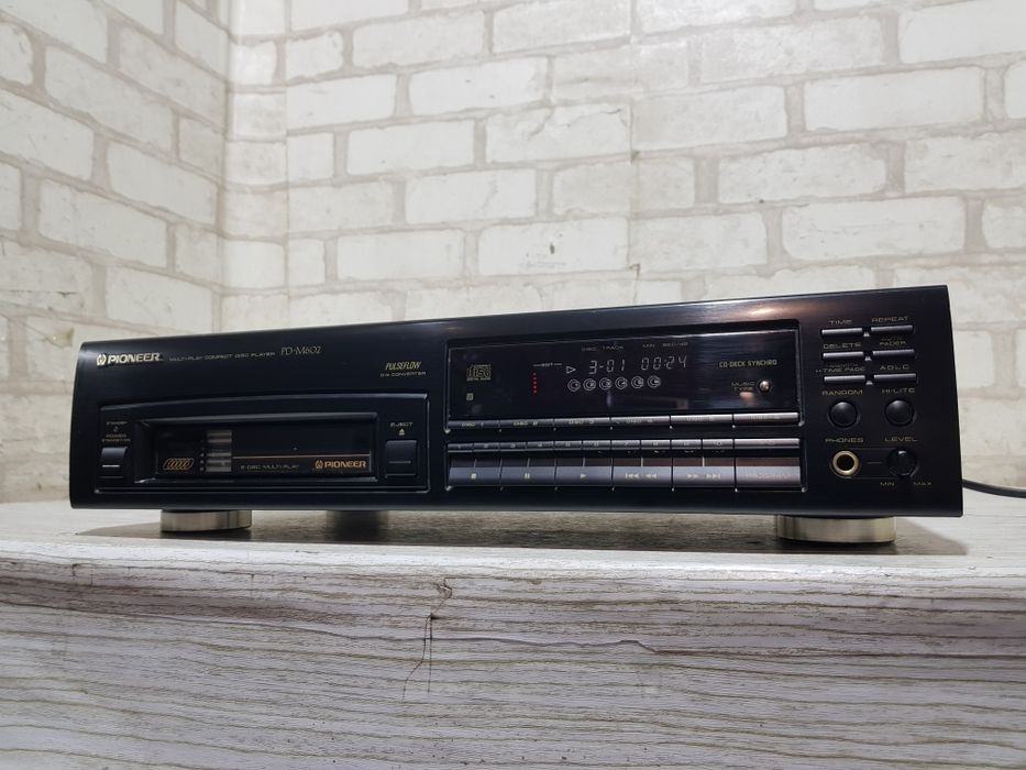 Hi-Fi Програвач CD дисків PIONEER PD-M602,   61-bit DLC.,  дисків, 102 дБ., б/у з Німеччини