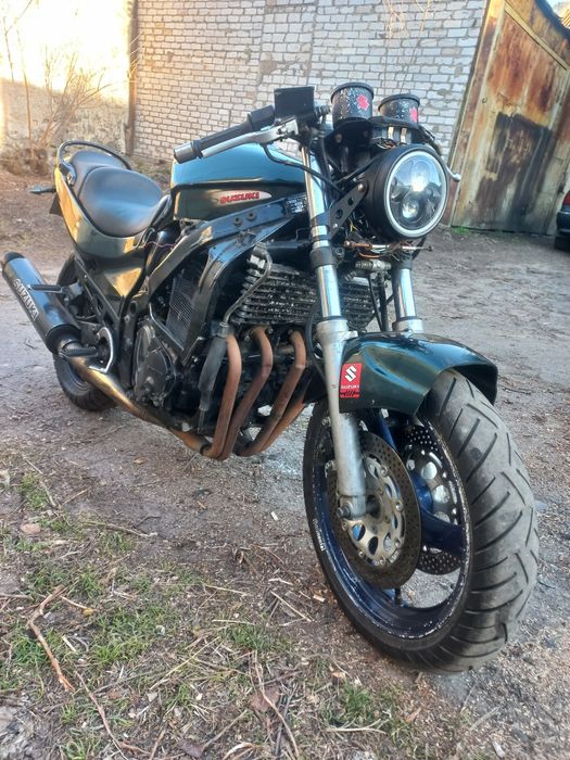 Сузуки   GSX  600 F   катана