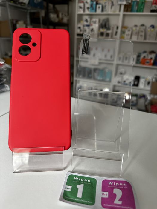 Szkło hartowane i etui silikonowe czerwone do MOTOROLA G55