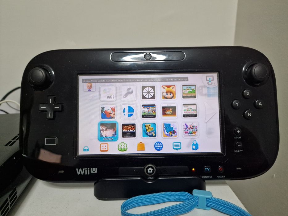 Nintendo Wii U Premium 256GB SSD (Desbloqueada) + Pack Jogos + Caixa