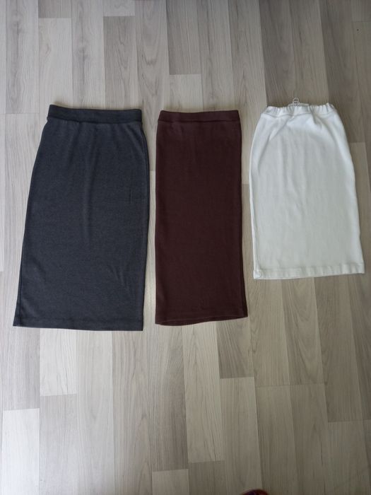 Spódnice xs 3sztuki