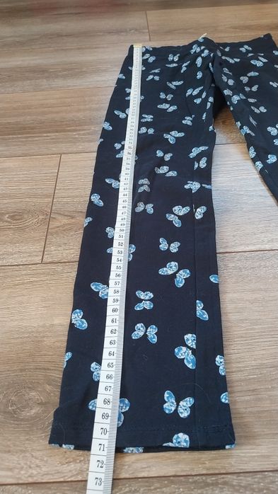 Ciepłe legginsy r. 134/140 hm terminczne