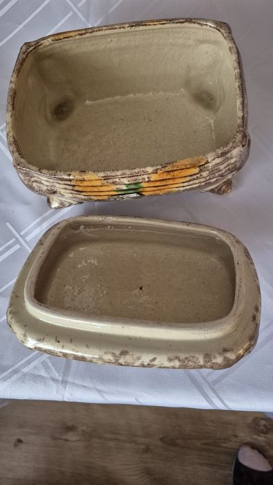 Zabytkowa ceramiczna szkatułka,bombonierka Jasba Keramik.