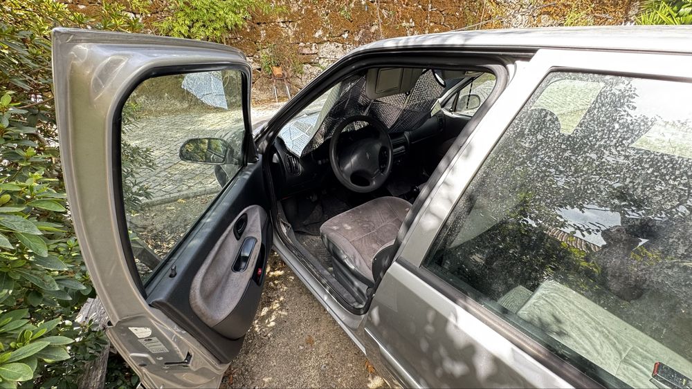 Citroen Saxo de 1999 - 550€