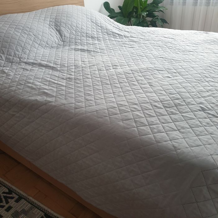 Narzuta 220x240 pikowana szara zieleń butelkowa