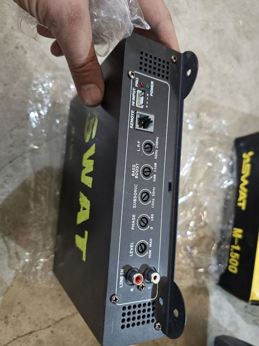 Комплект сабвуфер DLS Free Air + підсилювач Swat