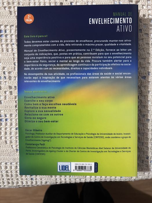 Livros de Oscar Ribeiro e de Contança Paúl