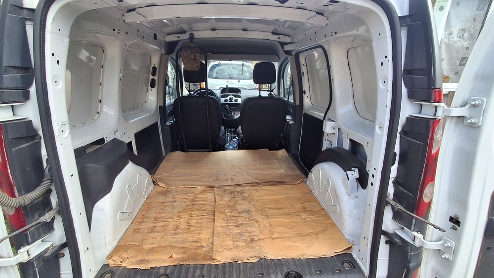 Renault kangoo 2011 1.5  продам
