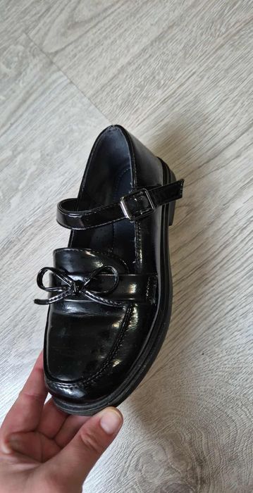 Buty lakierowane