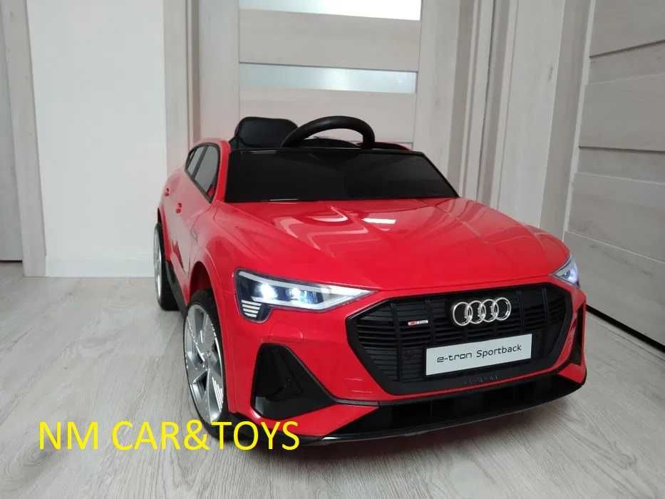 Auto 4x45W autko samochód Audi E-Tron Sportback  na akumulator