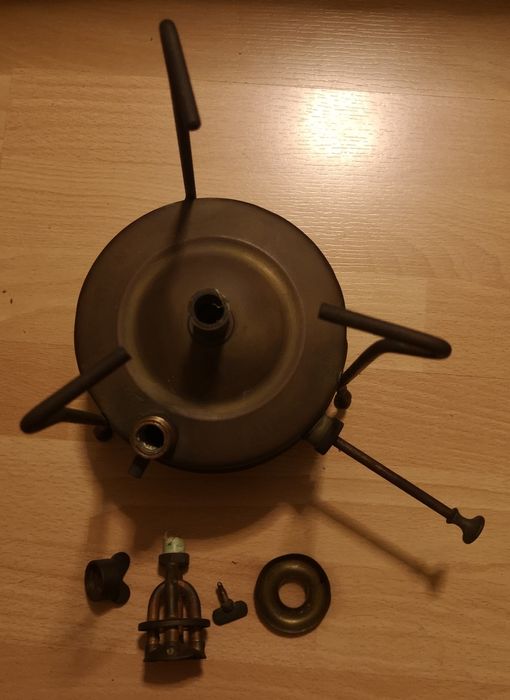 Zabytkowa kuchenka kocher retro przenośna turystyczna Prympol