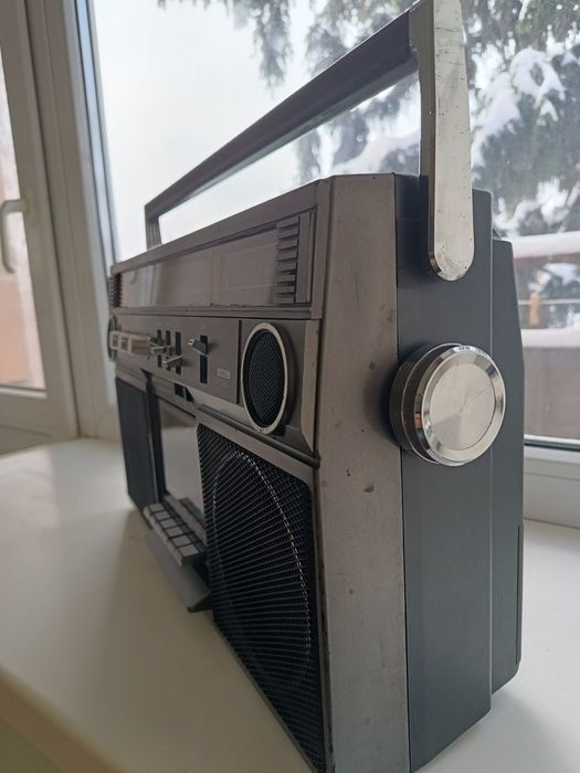 Магнітофона INTERCORD SRC 2417