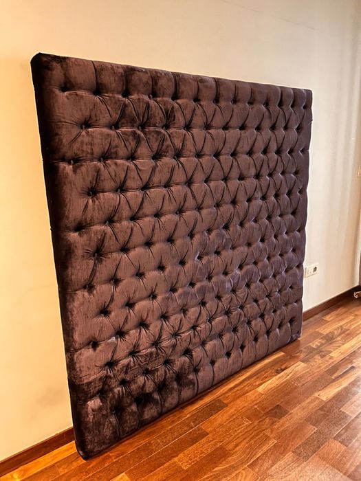 Cabeceira de cama em veludo 160x160 (c/oferta de cabide de pé)