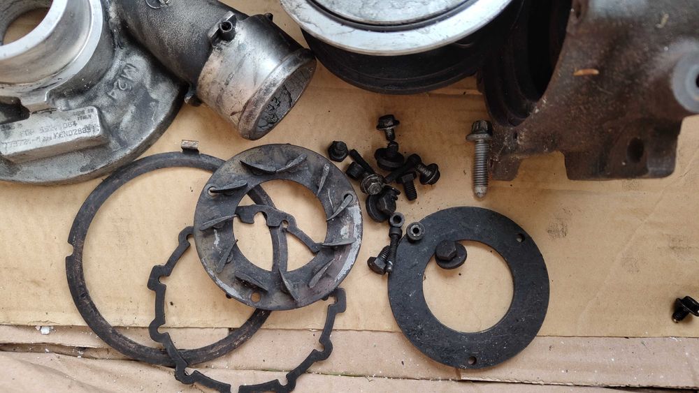 Turbo Alfa Romeo 159 1.9jtdm 150cv para reconstrução