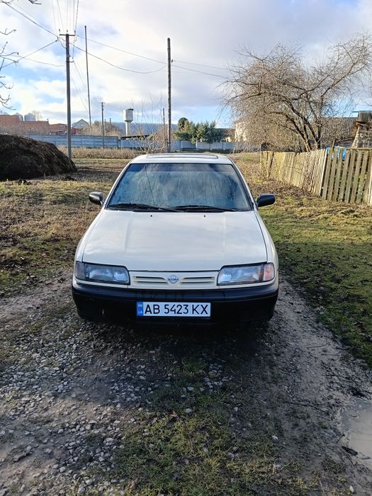 Нісан Прімера р-10